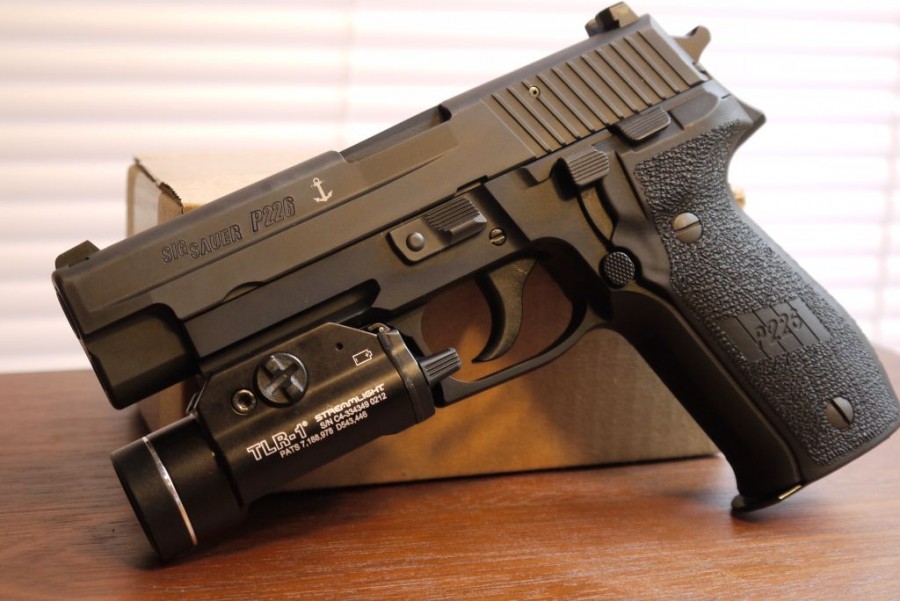 Gun Review: SIG SAUER P226 MK25 - The Truth About Guns