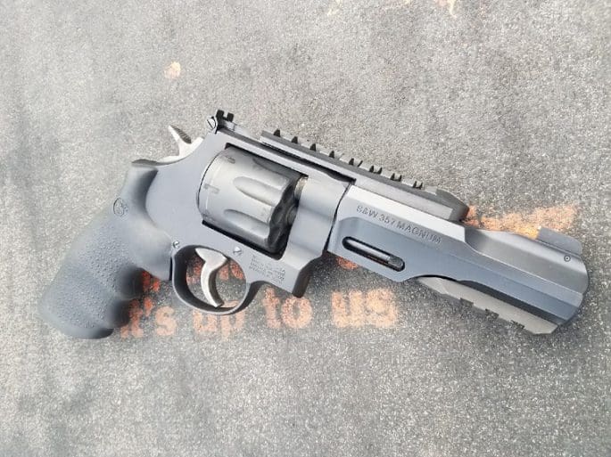 Gun Review: Smith & Wesson Performance Center 327 TRR8 .357 Magnum ...