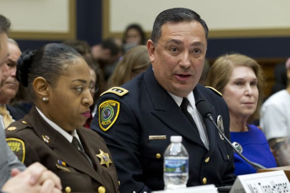 Anti-Gun Miami Police Chief Art Acevedo Can't Find 25 AR-15 Rifles ...