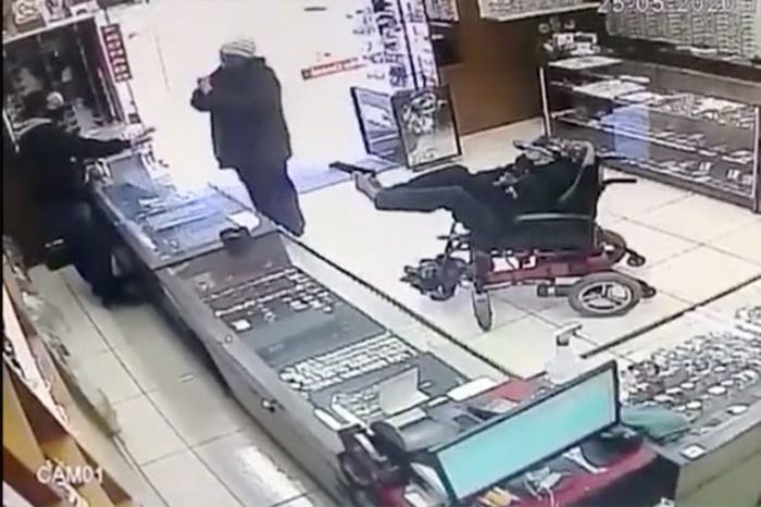 Man in Wheelchair Holds Up Jewelry Store While Pointing a Gun With His ...