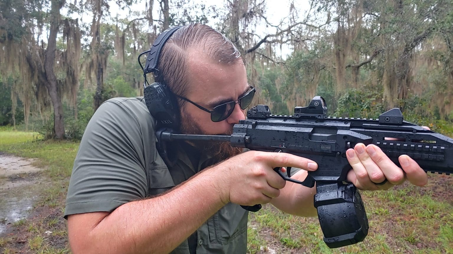 Gear Review: Crimson Trace CTS-1400 Compact Red Dot Sight - The Truth ...