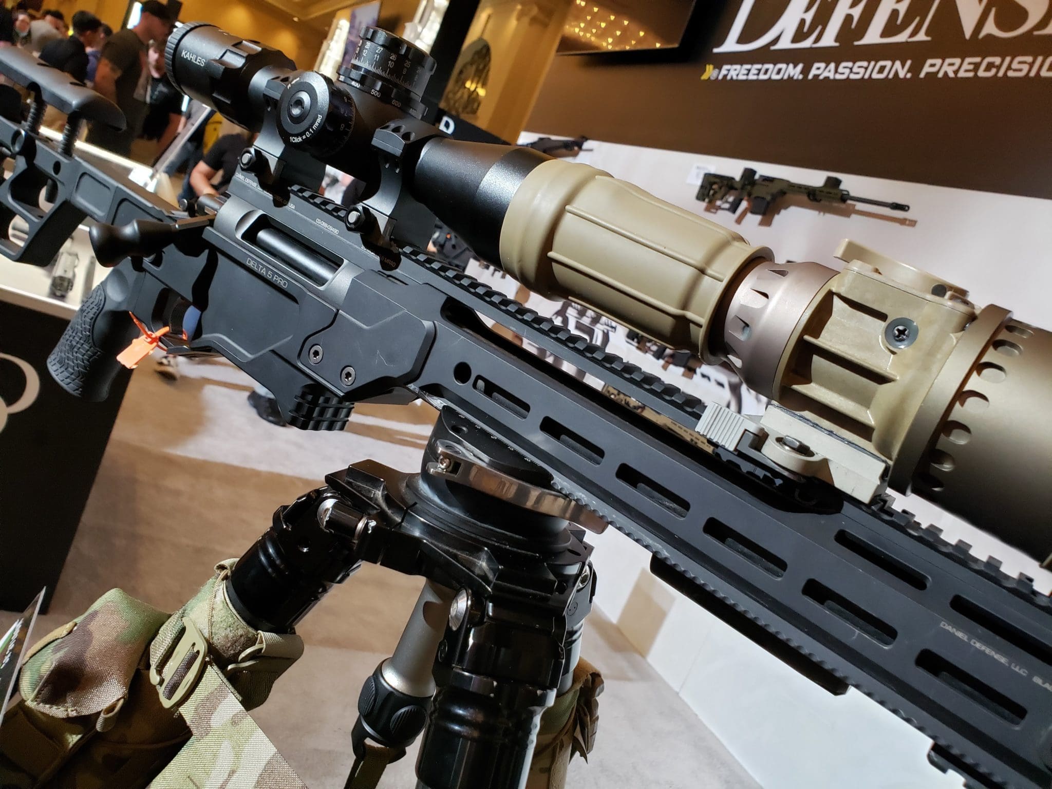 SHOT Show: Daniel Defense DD4 RIII Carbines and Pro Chassis System For ...